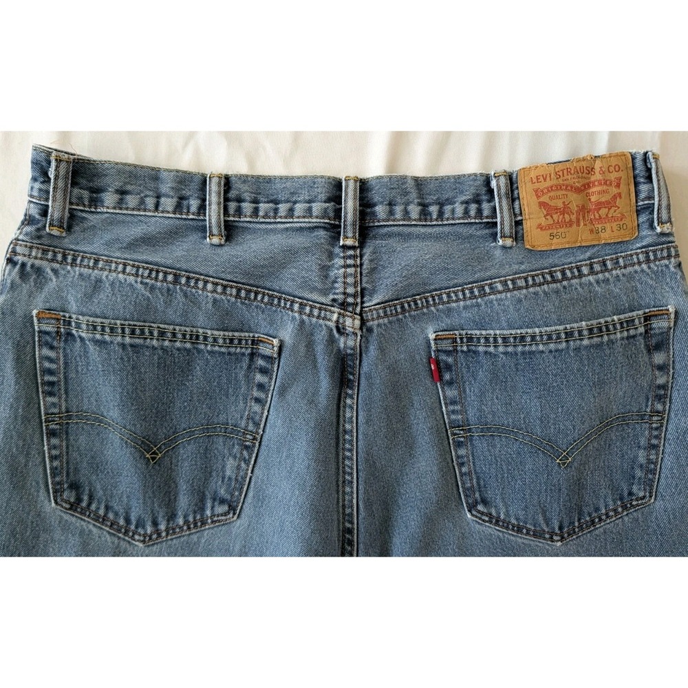 Levi's 560 Loose Fit Comfort Tapered Blue Denim Jeans Men's 38x30 Medium Wash - Picture 9 of 12